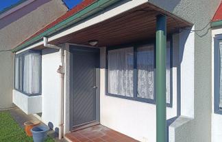 990 High Street, Avalon
