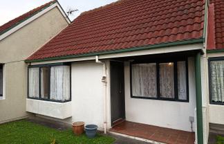 990 High Street, Avalon