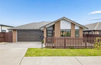 6 Pakaraka Drive, Papakura