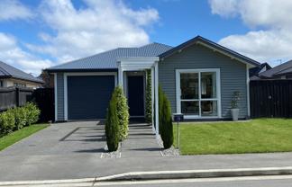 38 Robert Duncan Road, Belfast