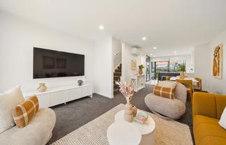 2/12 Stanley Street, Berhampore