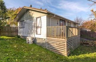 17 Crystal Place, Pukehangi