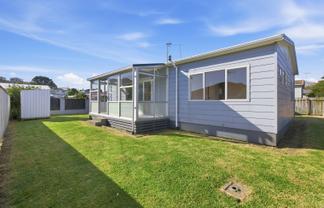 2/92a Ngamotu Road, Spotswood