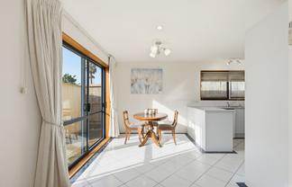 6 Red Hibiscus Road, Stanmore Bay