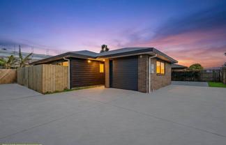 27 Robertson road, Mangere
