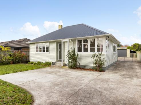 82 Holland Road, Fairfield