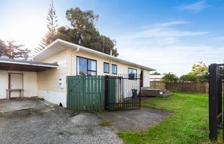 61b Palmers Road, Clendon Park
