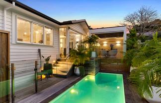 9 Penzance Road, Mairangi Bay