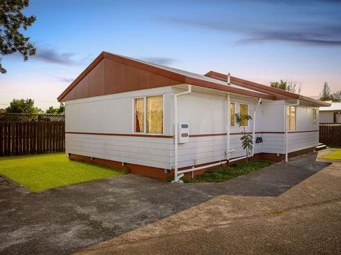 2/9 Ireland Place, Ranui