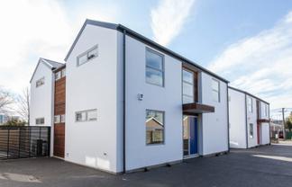 R6 - 2/32 Dickens St, Addington