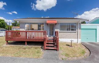 1/15 Cranberry Place, Bucklands Beach