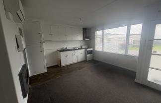 6/24 Pascal Street, Takaro