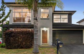 32 Sarteano Drive, Manurewa