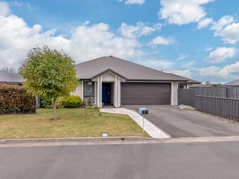 7 Helmore Street, Fernside