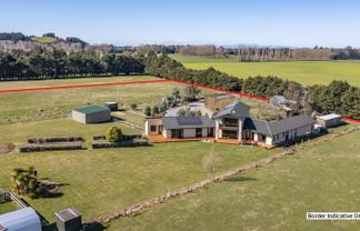 102 Glews Road, Cust