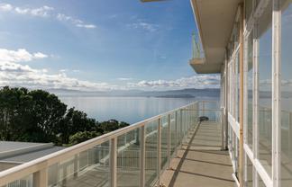 2B/19 Maida Vale Road, Roseneath