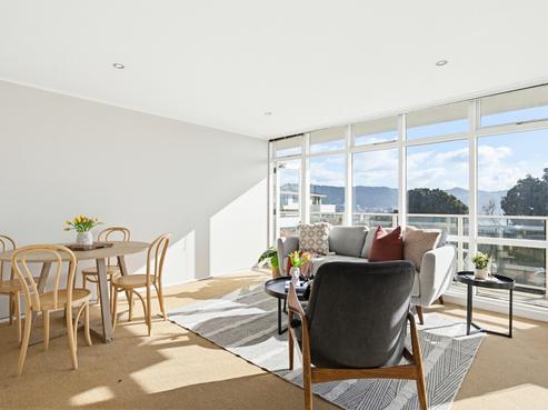 2/19B Maida Vale Road, Roseneath