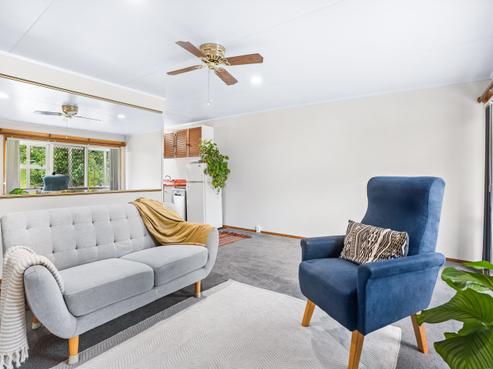2/63 Fourth Avenue, Woodhill