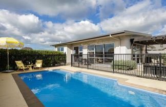 48 Merlot Drive, Greenmeadows