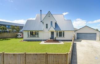 90 College Street, Awapuni
