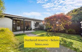 2/14 Longford Street, Mount Wellington
