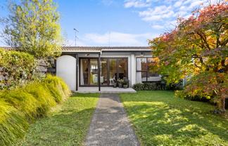 2/14 Longford Street, Mount Wellington