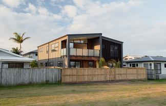 868C Papamoa Beach Road, Papamoa