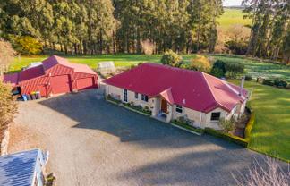 368 Fairview Road, Fairview