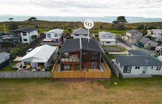 868B Papamoa Beach Road, Papamoa