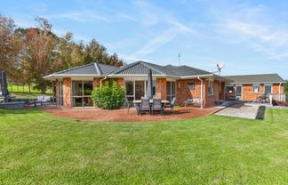 1152A East Coast Road, Redvale