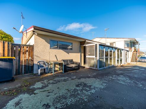 2/119 North Street, Seaview
