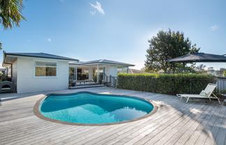 25 Catalina Crescent, Forrest Hill