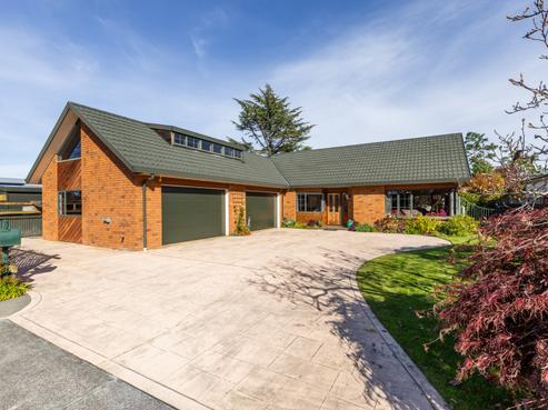 144 Avenue Road, Greenmeadows
