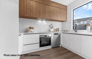 13/85 Cascades Road, Pakuranga Heights