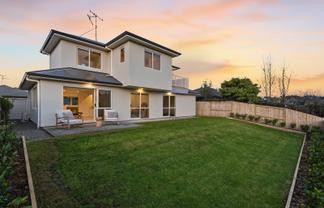 89 Solomon Street, Brookfield