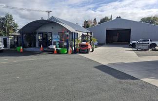Big Fenced and Secure Yard in Te Rapa