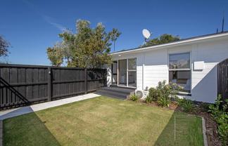 2/19B Torrens Road, Hillmorton