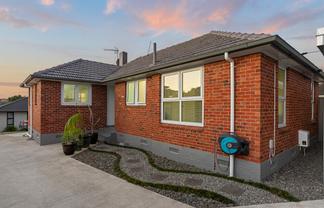 1 Kingsford Place, Otara