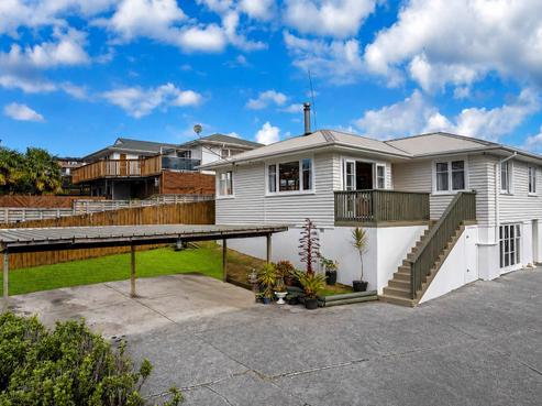 73 Awaroa Road, Sunnyvale
