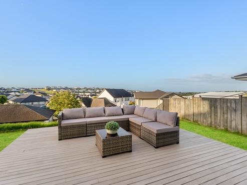 16 Ormonde Drive, Silverdale