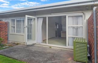 2/65A Rawhiti Road, One Tree Hill