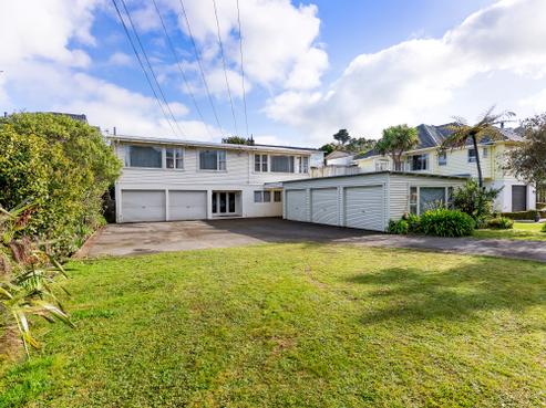 9 Bassett Road, Johnsonville