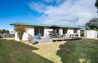 8A Airini Road, Waimarama