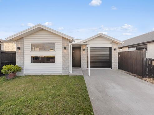 23 Tangaroa Place, Poike