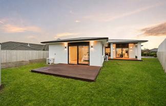 15 Waireka Road, Rototuna North