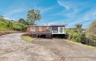 39 Bel Air Drive, Hillsborough