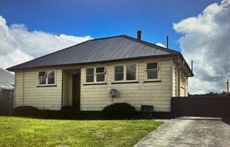14 Conlon Street, Reefton