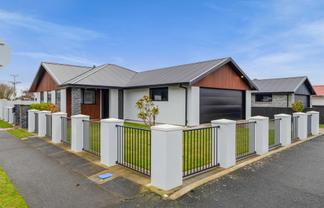 100 Argyle Street, Hawera