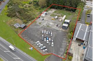 Sole Agency Premium Hobsonville Yard - Prime Location