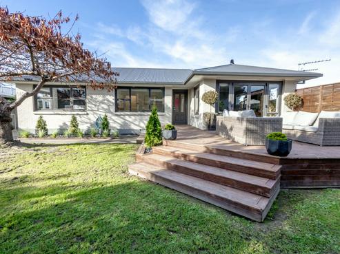 38 Main North Road, Woodend